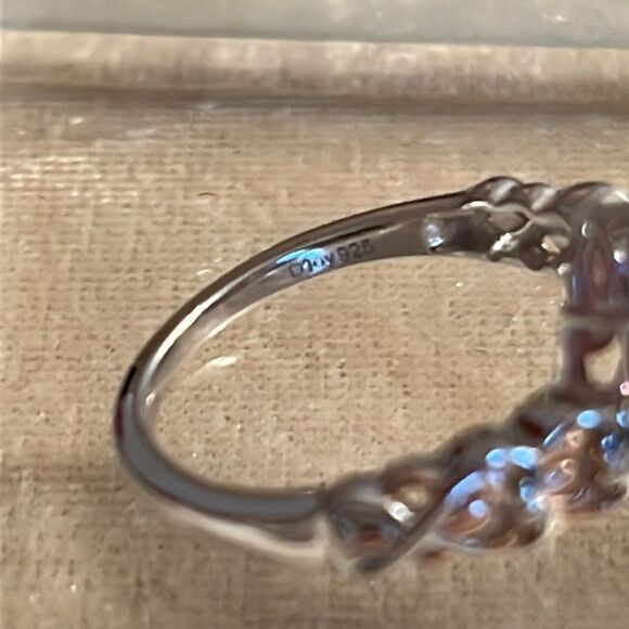 Radiant Orchid Quartz & White Zircon Ring Vermeil Rose Gold, Platinum Sz 8 - Picture 10 of 14